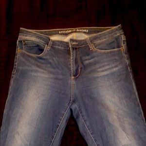 Stretchy skinny jeans